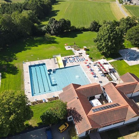 Hotel Sattelbogener Hof Traitsching Esterno foto