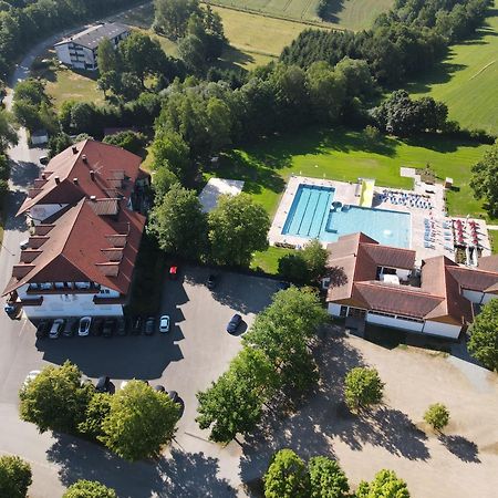 Hotel Sattelbogener Hof Traitsching Esterno foto